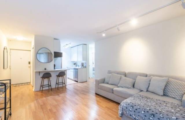 245 Anderson St Apt 1A Gallery 2