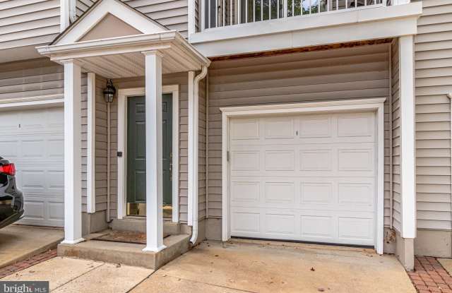 12857 FAIR BRIAR LANE Gallery 3