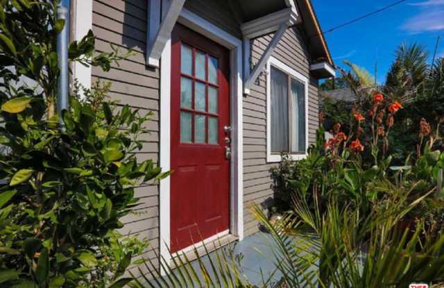 6431 DIX Street Gallery 2