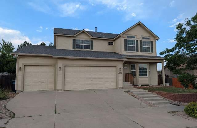 Price Reduced! Available Now!! Must See 5 Bedroom W/AC! photos photos