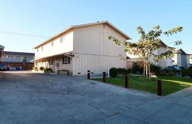 1737 Noranda Drive photos photos