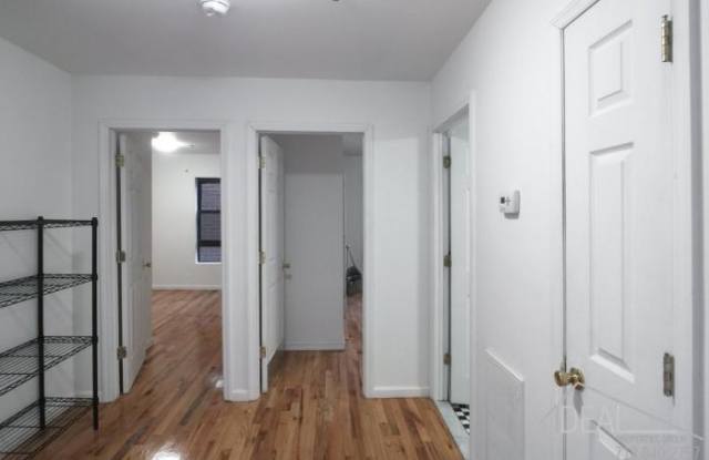 119 Leonard Street Gallery 4