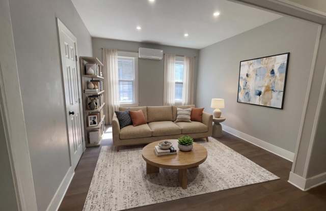 442 Hudson Avenue Gallery 4