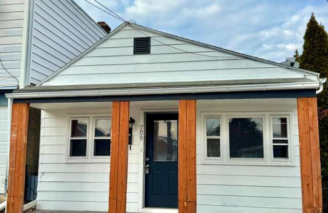 TWO BEDROOM Detached Home in Bethlehem Schools photos photos