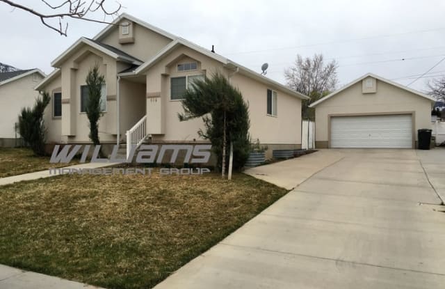 414 East 670 North - 414 670 N, Tooele, UT 84074