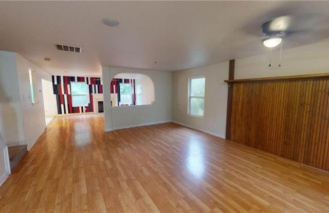 4209 Oak Pointe Drive Gallery 3
