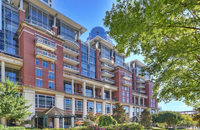 435 S Tryon Street - 435 South Tryon Street, Charlotte, NC 28202