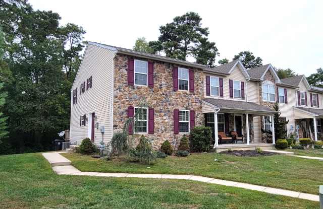 Beautiful 3 bedroom 2.5 bathroom END Unit townhouse for Rent !!! photos photos