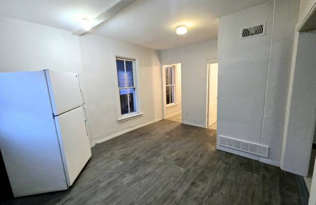 305 East 12th Street - 305 East 12th Street, Erie, PA 16503