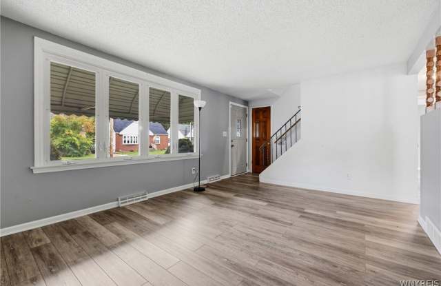 119 Wagner Avenue Gallery 3