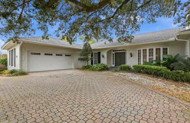 3 Bed 3.5 Bath Gainesville Golf and Country Club Beauty photos photos