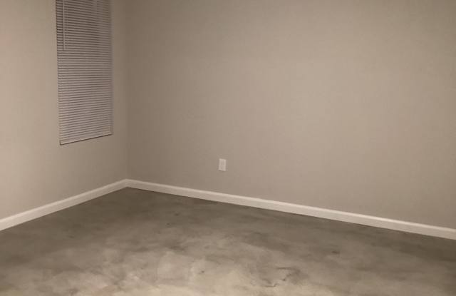 4483 Sunny View Drive Gallery 4