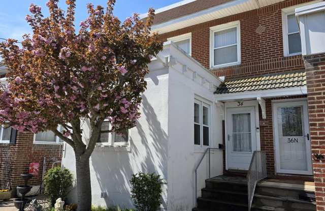34 N Montgomery Ave photos photos
