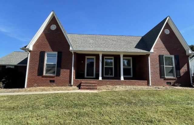 Beautifully Renovated 3-Bedroom Single-Family Home with 2-Car Garage Near HWY 111 photos photos