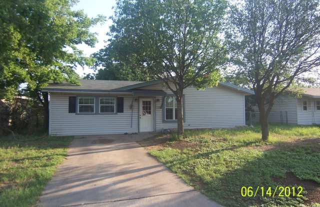 FOUR BEDROOM Gallery 1