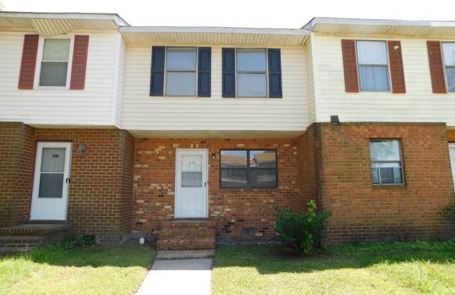215 Greenbrier Ave photos photos