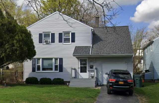 350 Humboldt St. photos photos