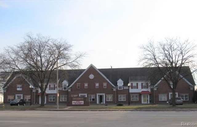 1125 EUREKA Road Gallery 1