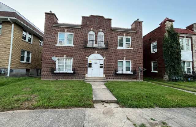 703 Hazel St photos photos