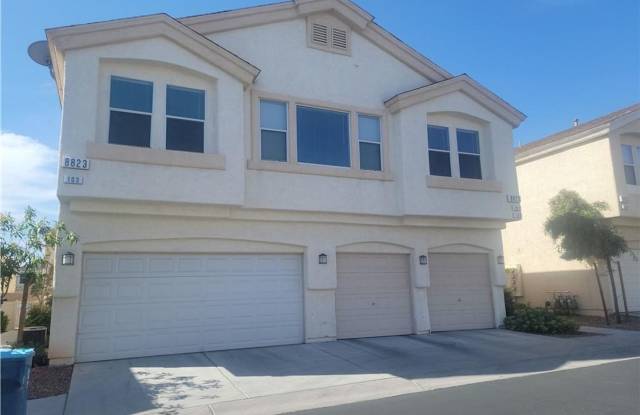 FANTASTIC SOUTHWEST TOWNHOME IN A GATED COMMUNITY! photos photos