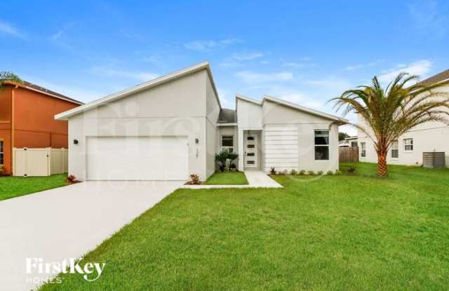 327 Churchill Court - 327 Churchill Court, Poinciana, FL 34759