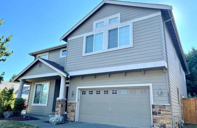 Absolutely gorgeous Poulsbo home...5 bedrooms 2.5 baths, fenced yard and water views - 18060 Sunrise Ridge Avenue Northeast, Poulsbo, WA 98370
