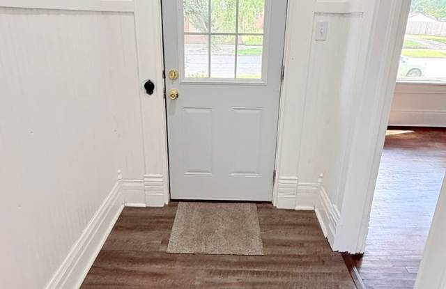 Charming Home in Abilene Gallery 3