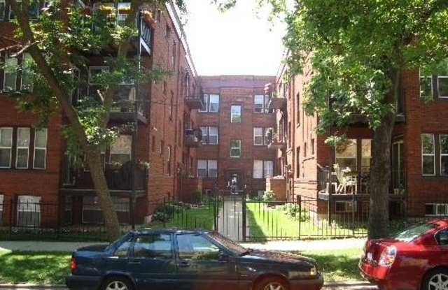 1623 W Wallen Avenue unit: 2 photos photos