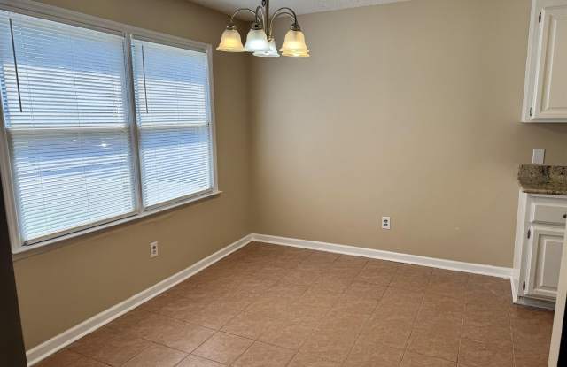 4047 Fairway Dr. Gallery 4