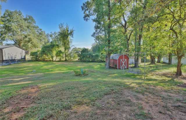3742 Cornell Drive Gallery 4
