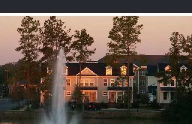 301 Lakeview Dr Gallery 2