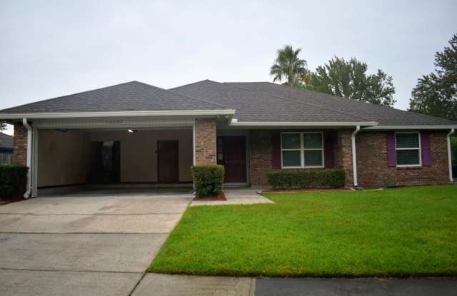 10439 Inverness Dr Gallery 1