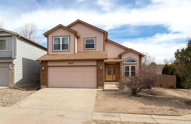 Spacious 4‑Bedroom Home with Modern Updates and Year‑Round Comfort photos photos