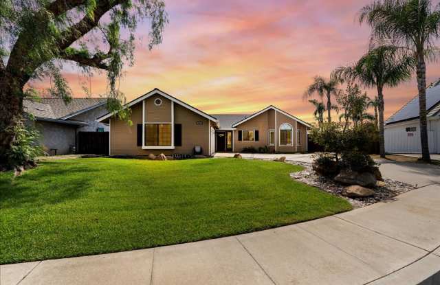 This home is loaded with upgrades and space in North Hanford. Call today! photos photos This home is loaded with upgrades and space in North Hanford. Call today! photos photos