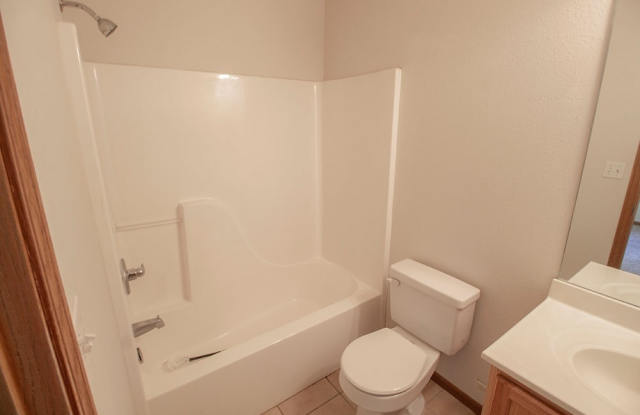 Four Bedroom, Three Bathroom Duplex with Attached Garage photos photos