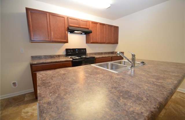 2085 Belmont Circle Gallery 3