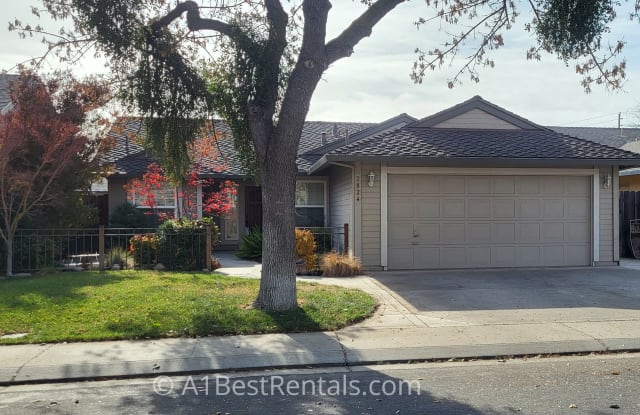 2824 Finlandia Avenue photos photos