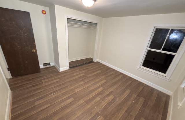 17 Bates St - A Gallery 4