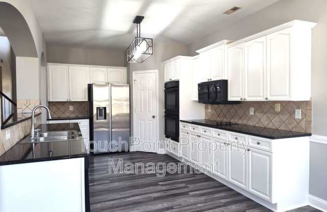 9008 Magna Lane Gallery 4