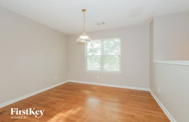 148 Manley Drive Gallery 4
