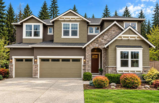 5Bd/4.25Ba Lake Stevens Home Gallery 1