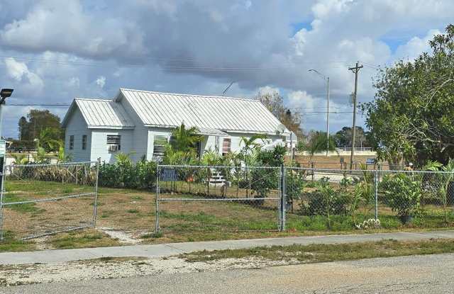 315 Avenue J photos photos