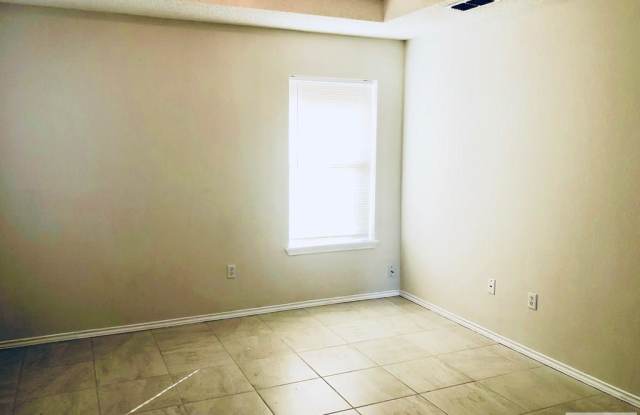 2933 ANDORRA ST. Gallery 4