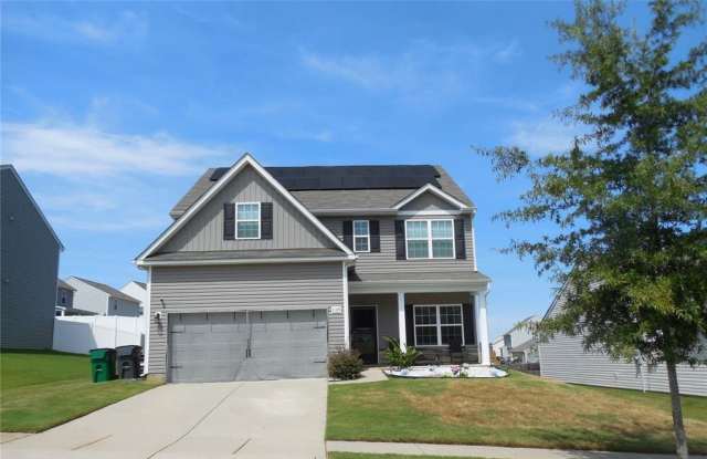 Beautiful 4BR home in a great location with Fenced-in Backyard! photos photos