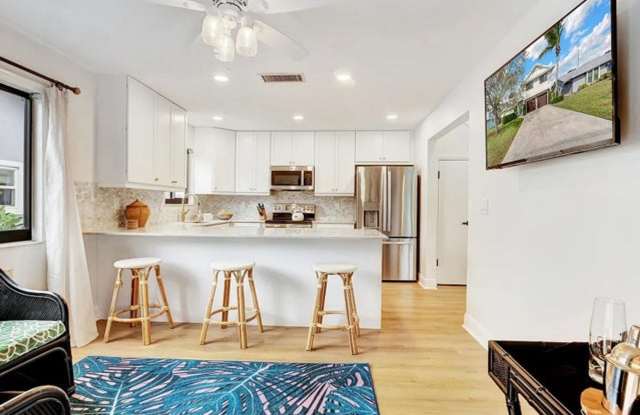 1113 RAINWOOD Circle W, Palm Beach Gardens, FL 33410 - 5234 Gallery 1