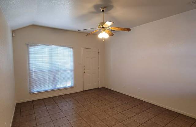 3601 Dustin Court Gallery 4