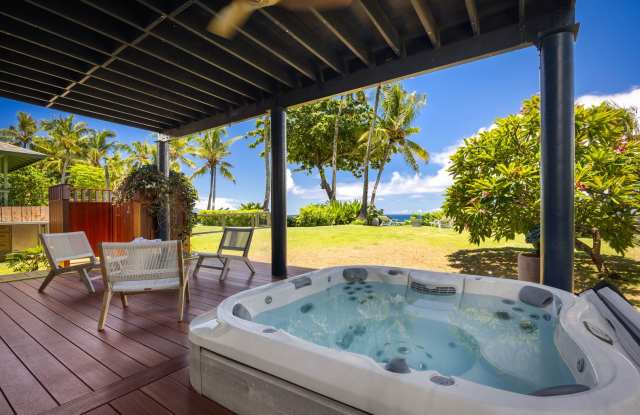 Ke Iki Beach Oceanfront 4 bed 3 bath luxury home | Available Now Gallery 1