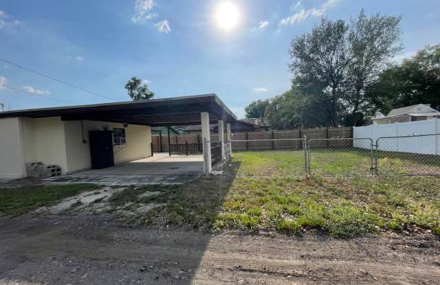 Studio Apartment in Zephyrhills photos photos