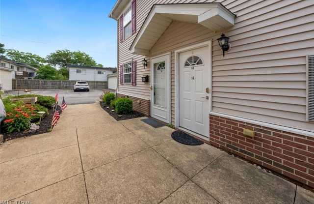 11541 Riverview Court Gallery 2