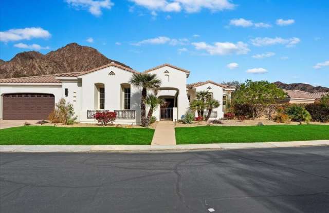 77880 Desert Drive Gallery 2